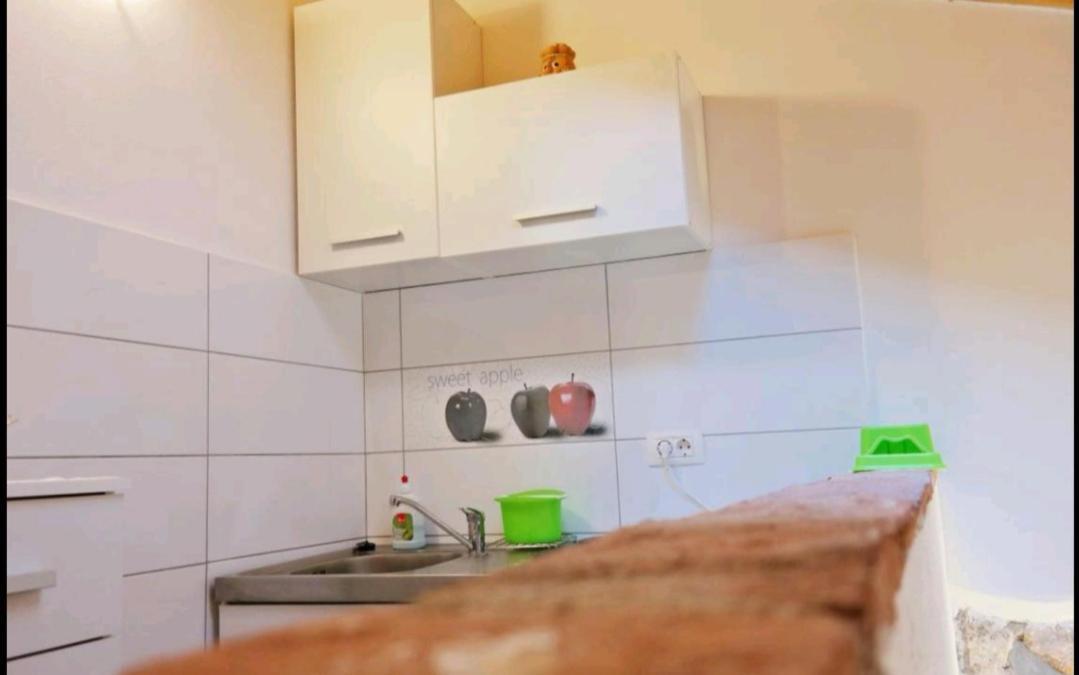 Apartment Beatrice. 10Mt To The Beach :) Rovinj Bagian luar foto